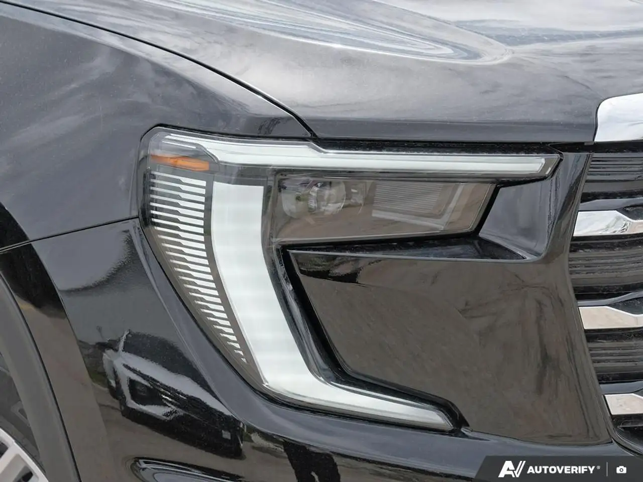 GMC Acadia снимка GMC Acadia