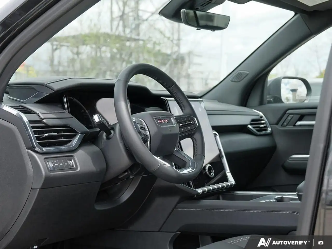 GMC Acadia снимка GMC Acadia