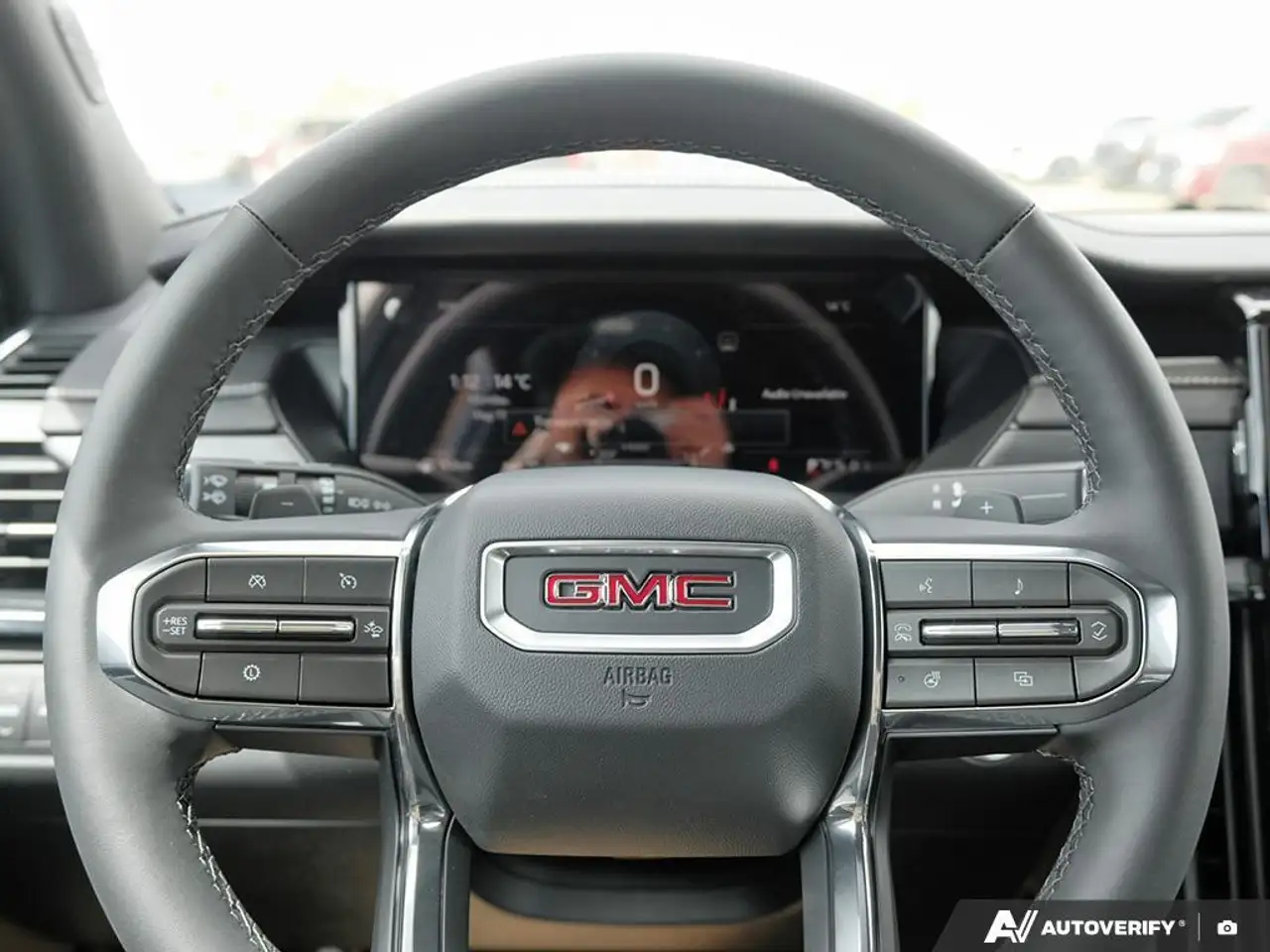 GMC Acadia снимка GMC Acadia