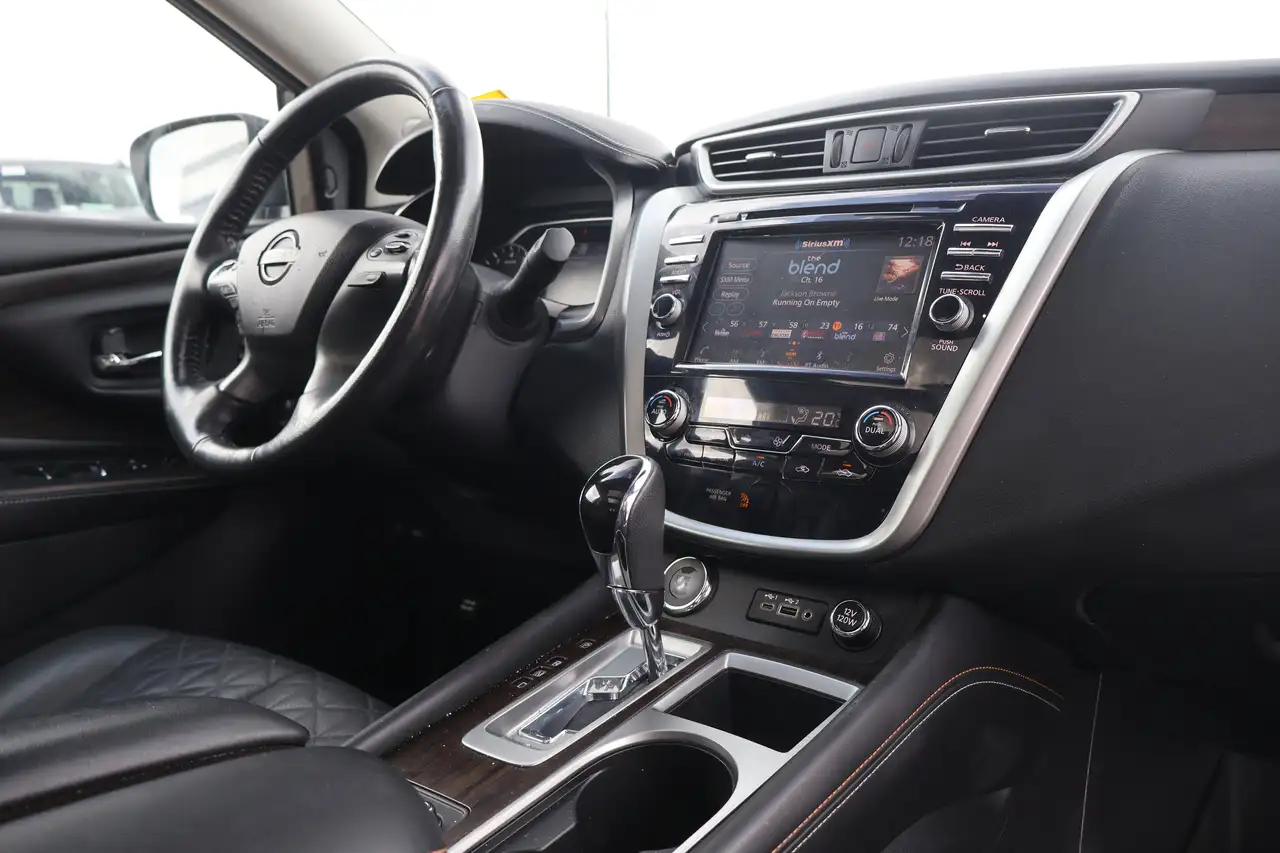 Nissan Murano снимка Nissan Murano