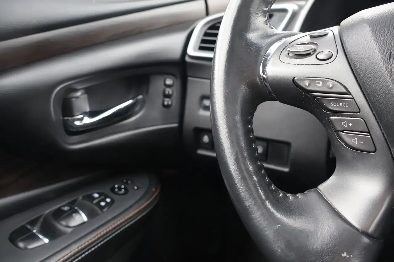 Nissan Murano снимка Nissan Murano