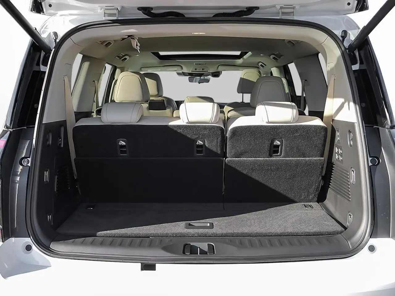 Nissan Armada fotografie Nissan Armada