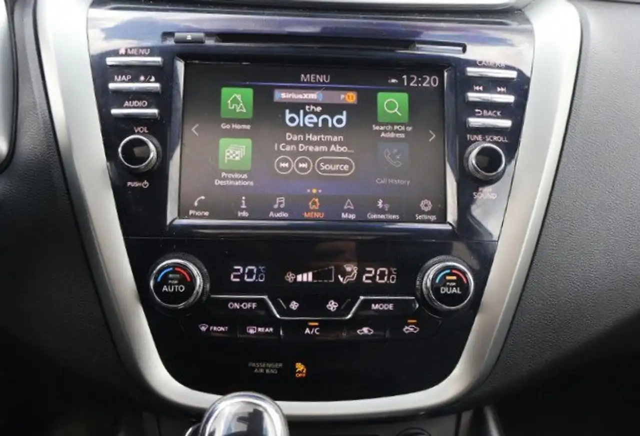 Nissan Murano снимка Nissan Murano