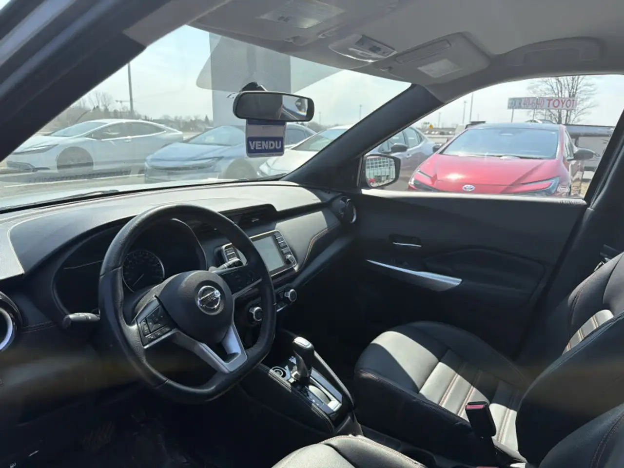 Nissan Kicks снимка Nissan Kicks
