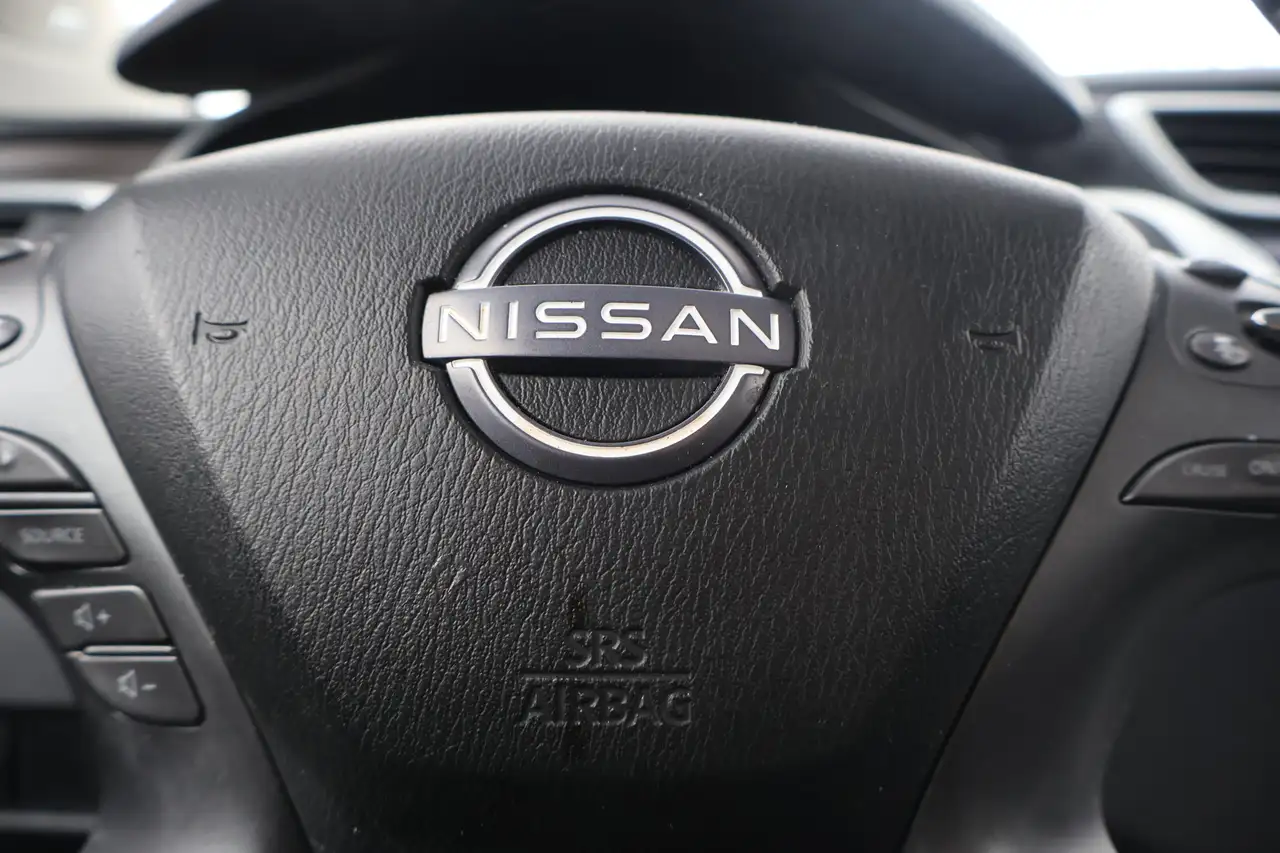 Nissan Murano снимка Nissan Murano