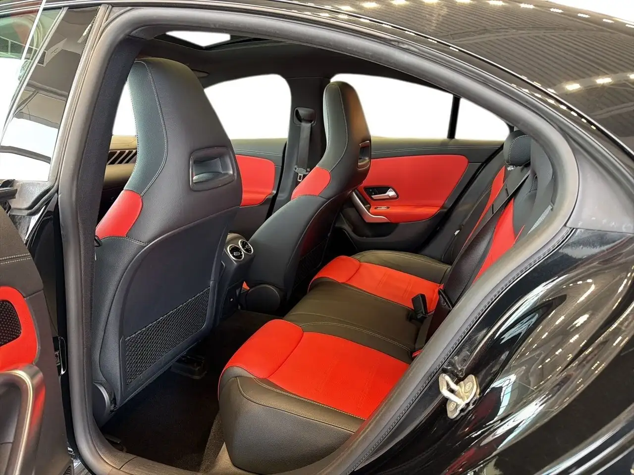 Mercedes-Benz CLA fotografie Mercedes-Benz CLA