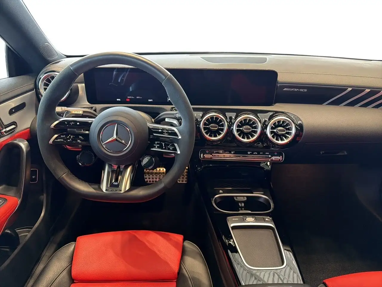 Mercedes-Benz CLA fotografie Mercedes-Benz CLA