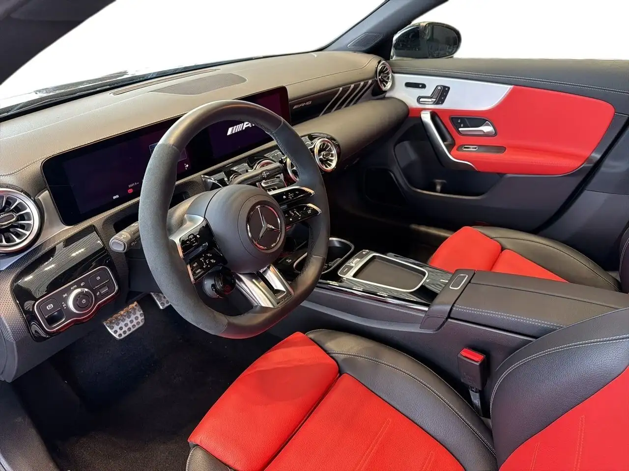 Mercedes-Benz CLA fotografie Mercedes-Benz CLA