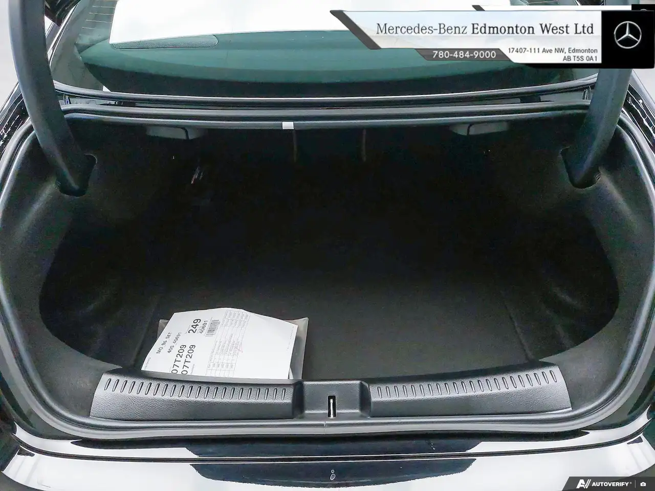 Mercedes-Benz CLA снимка Mercedes-Benz CLA