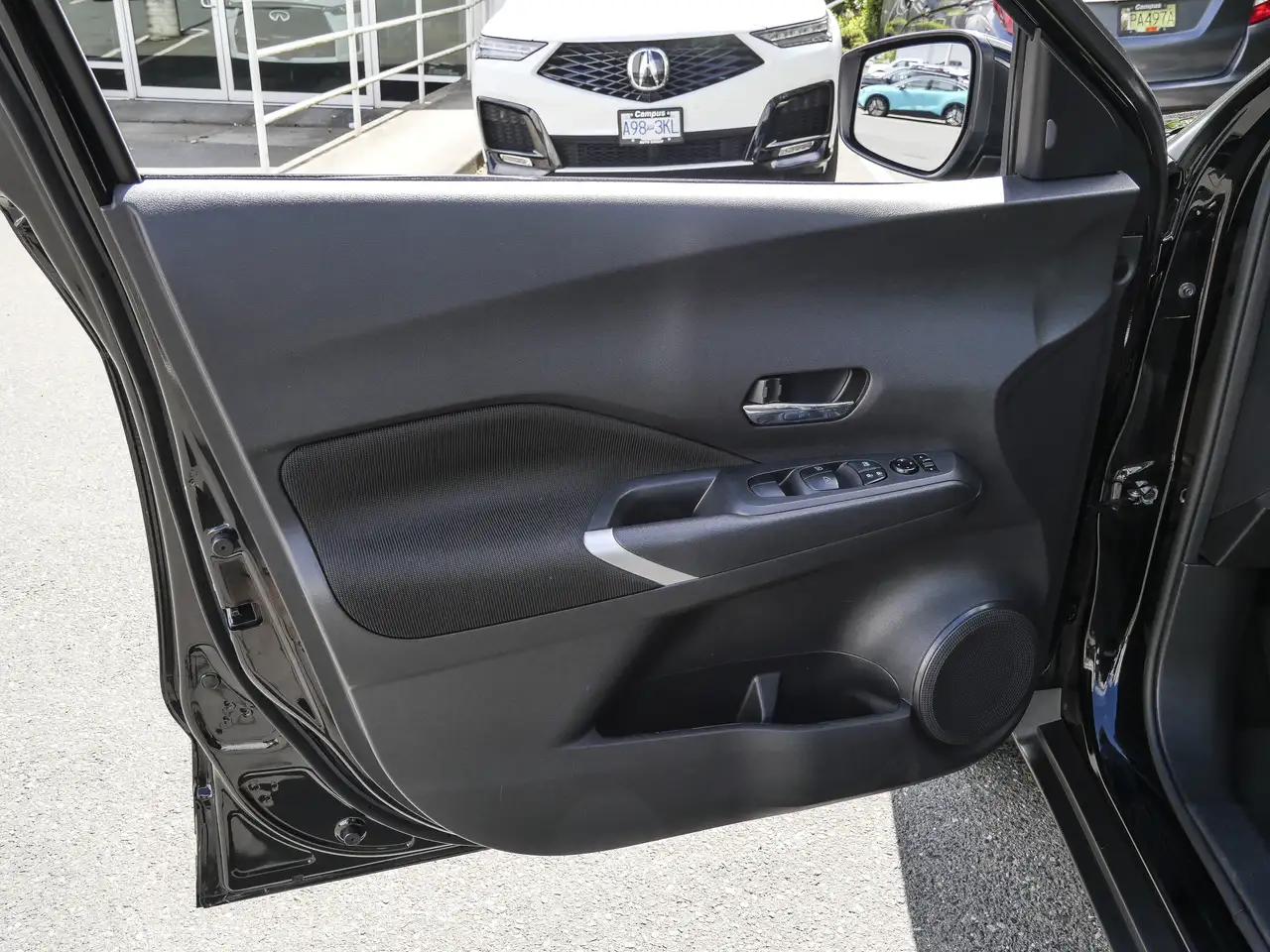 Nissan Kicks photo Nissan Kicks