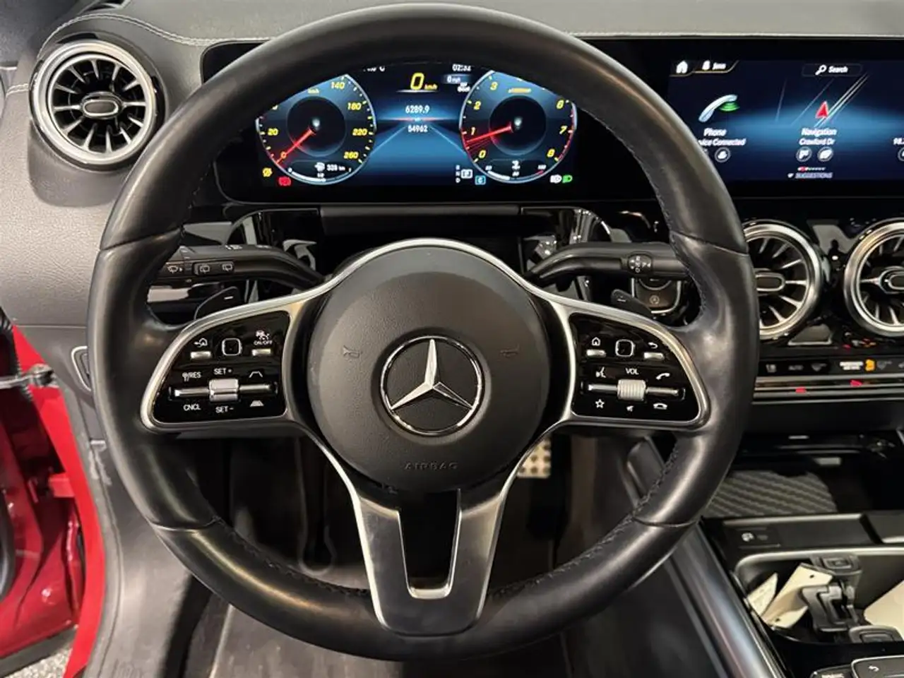 Mercedes-Benz GLA снимка Mercedes-Benz GLA