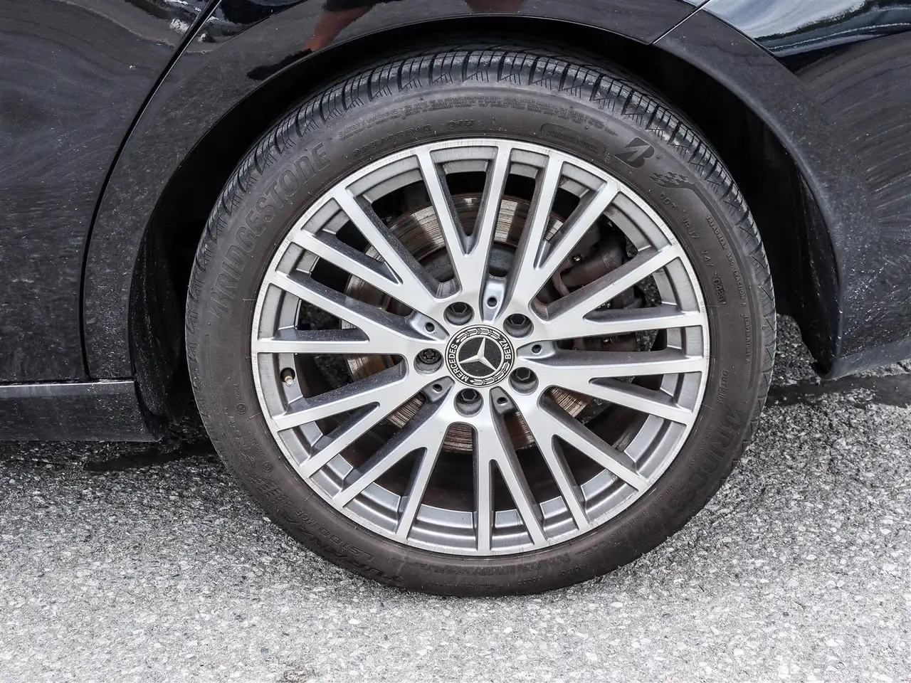 Mercedes-Benz CLA снимка Mercedes-Benz CLA