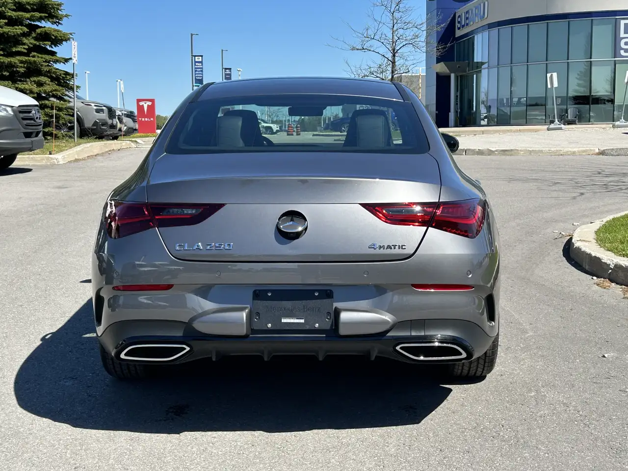 Mercedes-Benz CLA снимка Mercedes-Benz CLA