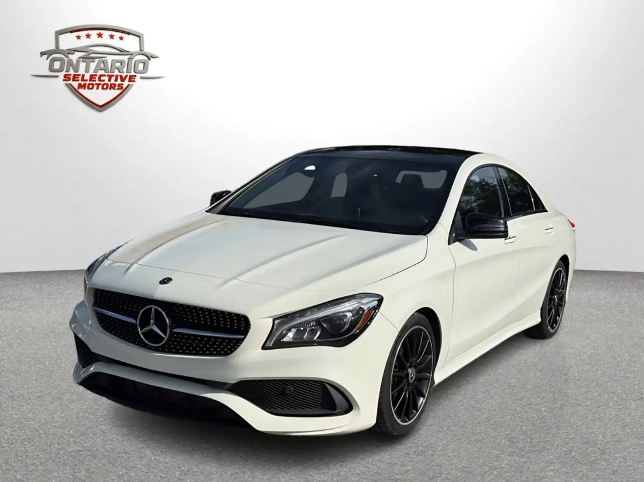 Mercedes-Benz CLA снимка Mercedes-Benz CLA