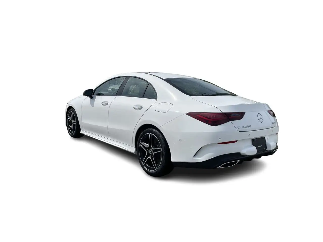 Mercedes-Benz CLA снимка Mercedes-Benz CLA