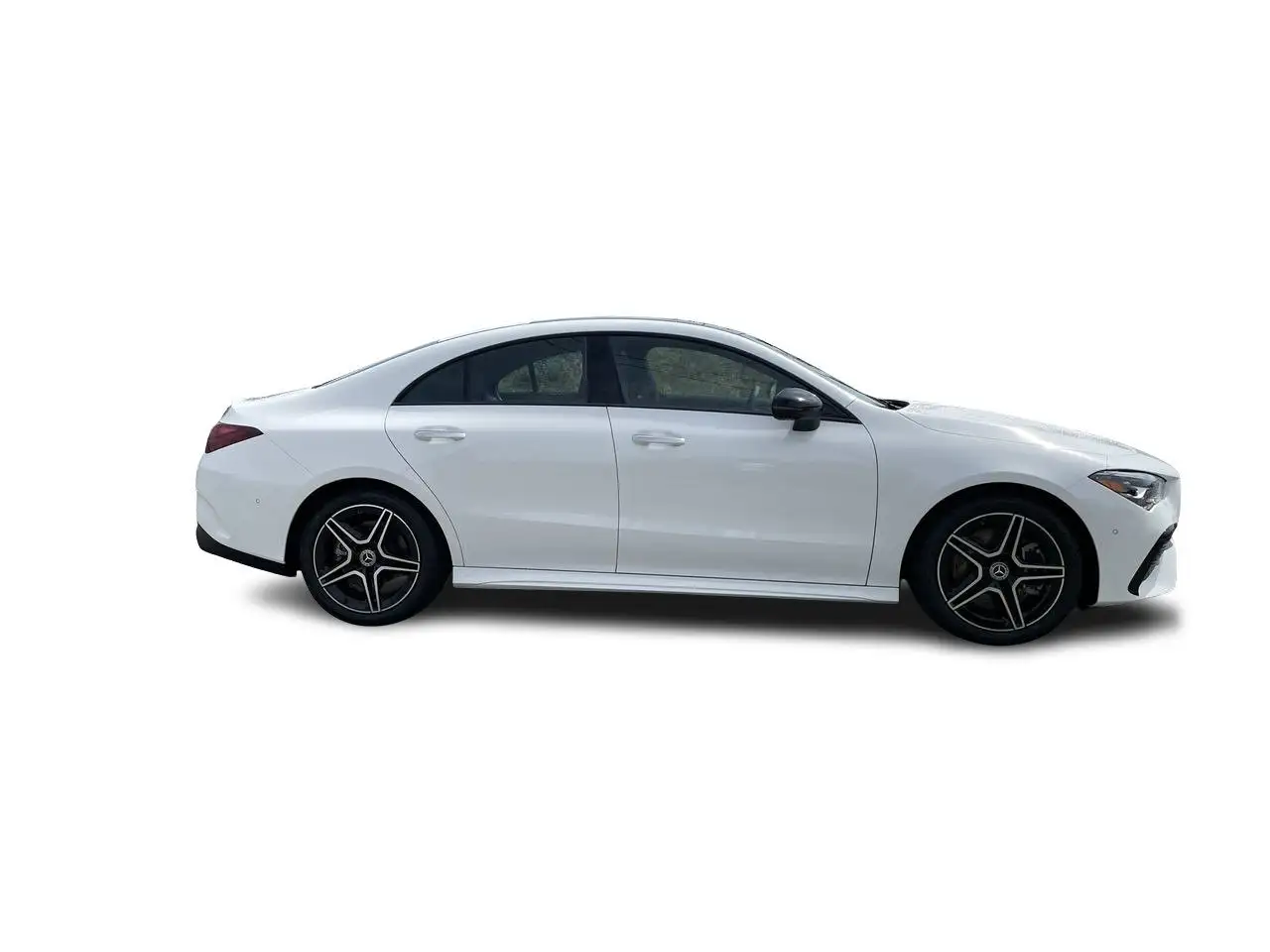 Mercedes-Benz CLA снимка Mercedes-Benz CLA
