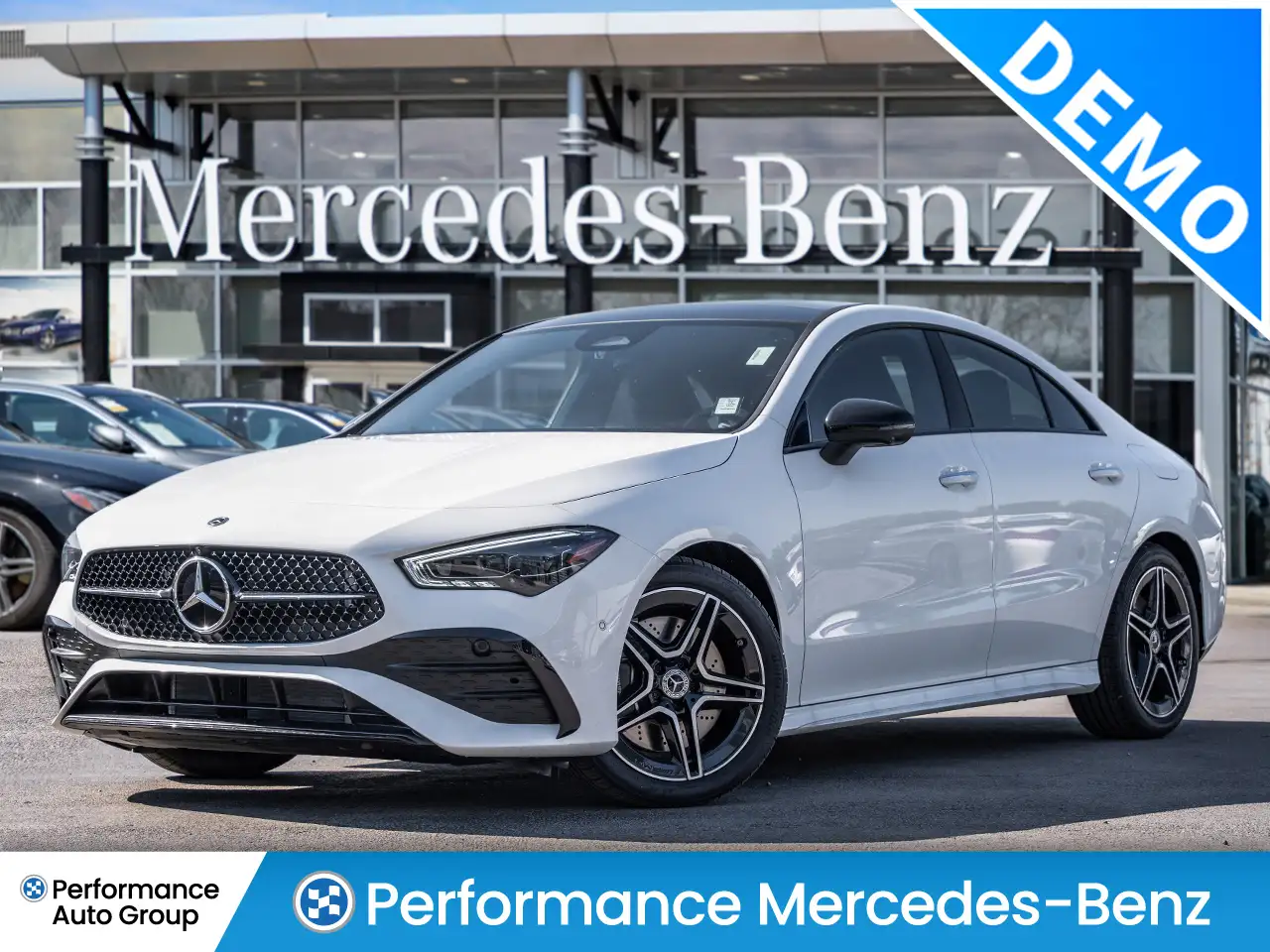 Mercedes-Benz CLA снимка Mercedes-Benz CLA