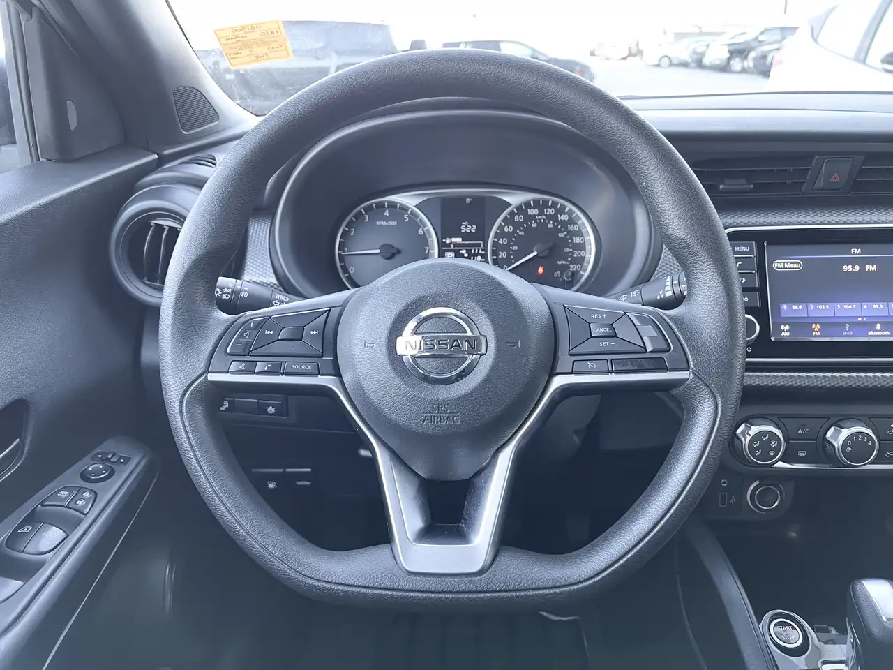 Nissan Kicks photo Nissan Kicks
