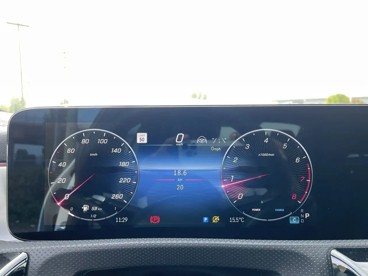 Mercedes-Benz CLA снимка Mercedes-Benz CLA