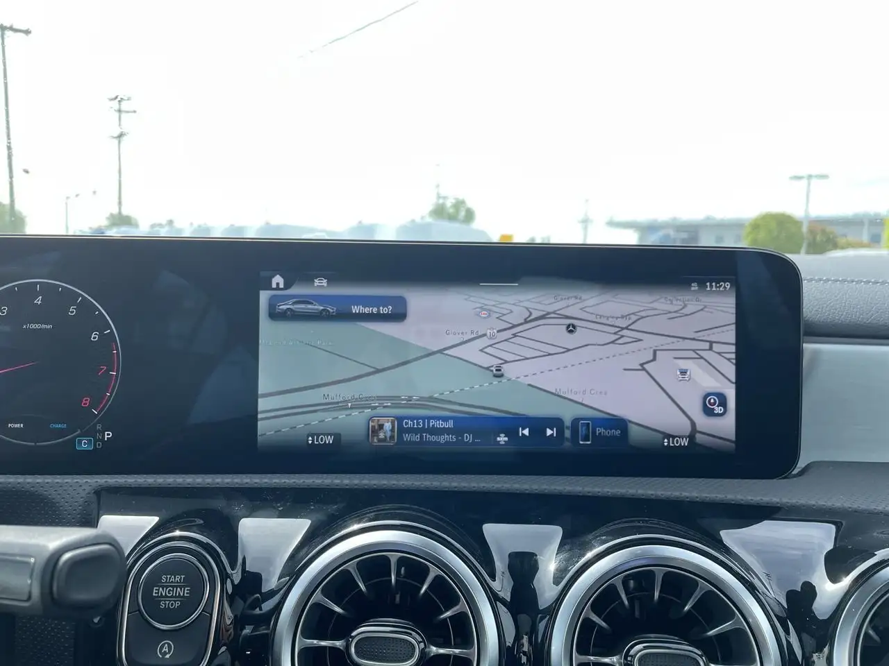 Mercedes-Benz CLA снимка Mercedes-Benz CLA