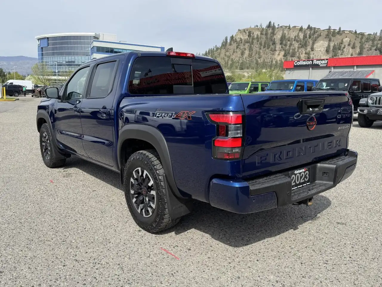 Nissan Frontier photo Nissan Frontier
