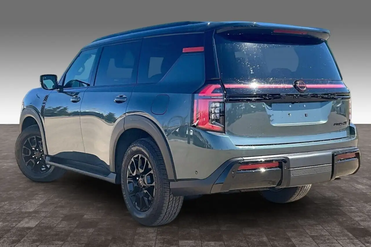 Nissan Armada снимка Nissan Armada