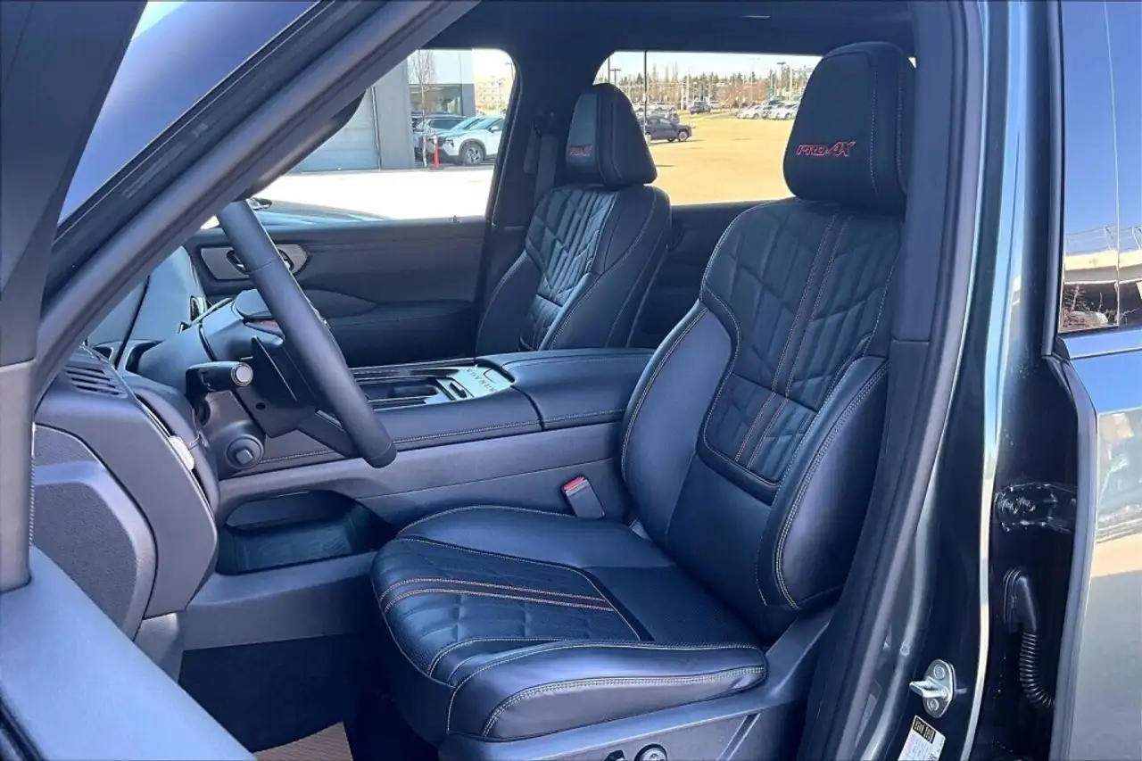 Nissan Armada снимка Nissan Armada