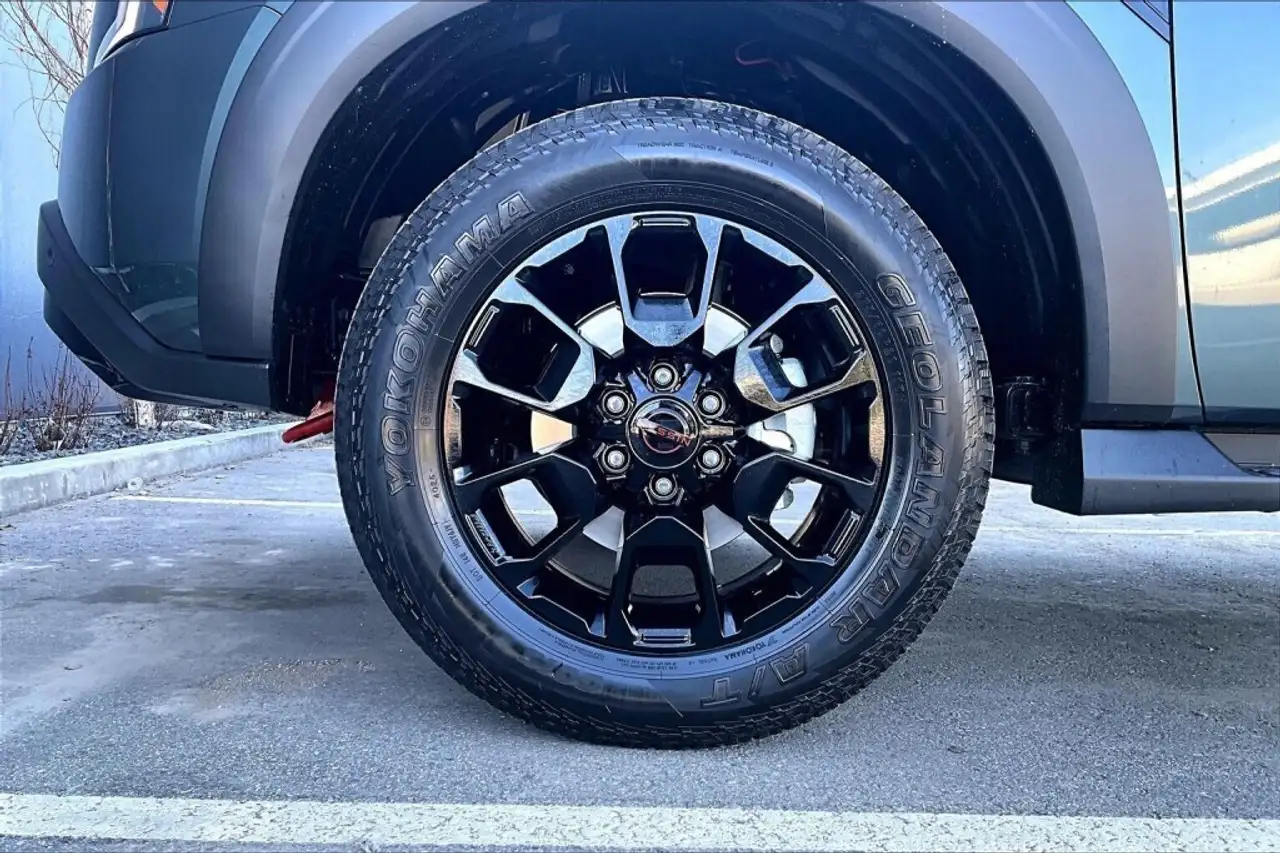 Nissan Armada снимка Nissan Armada
