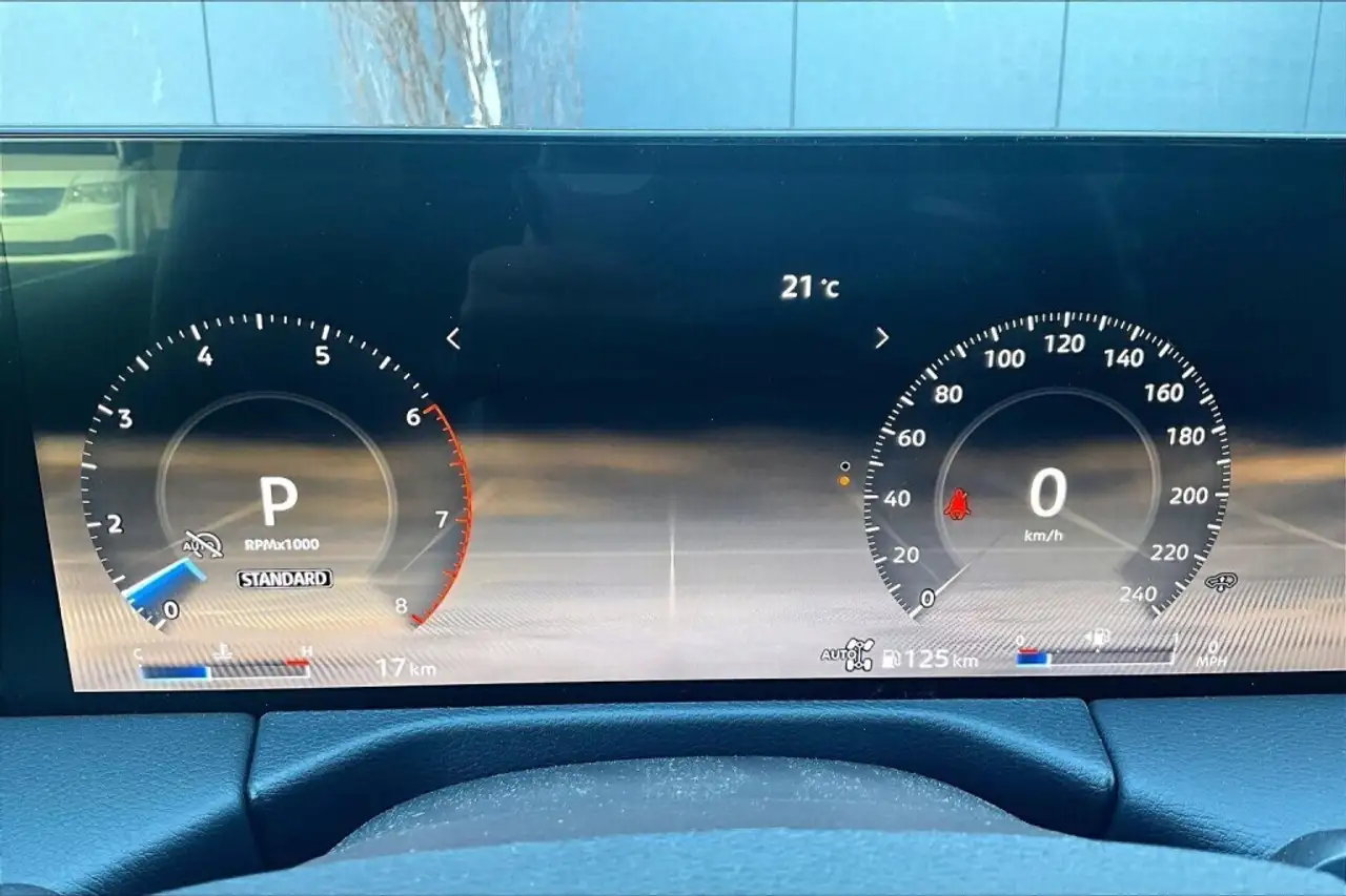 Nissan Armada снимка Nissan Armada
