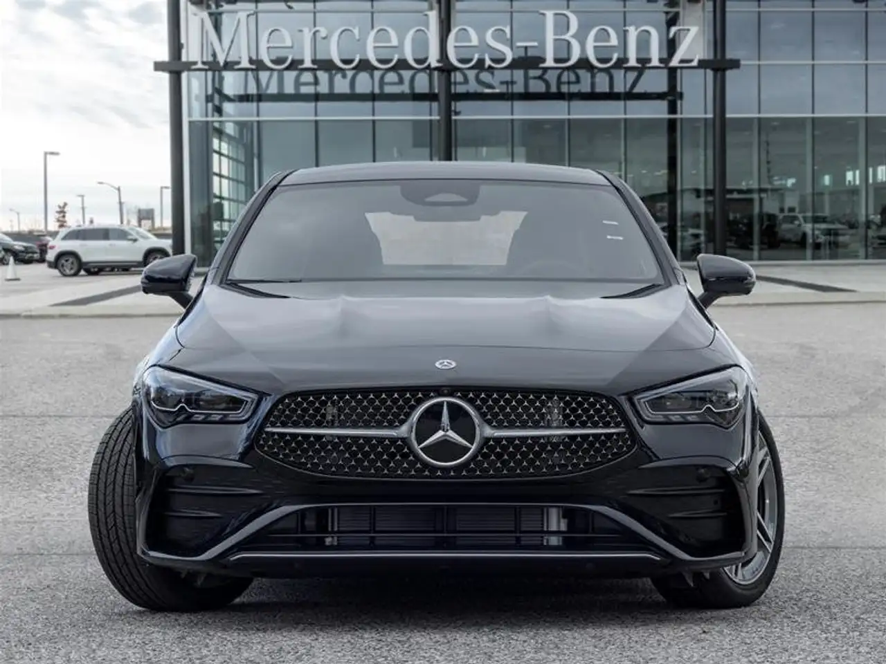 Mercedes-Benz CLA снимка Mercedes-Benz CLA