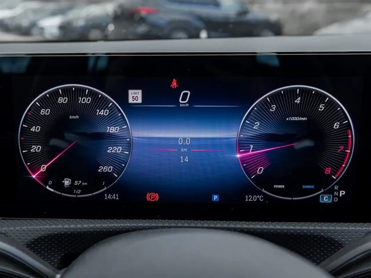 Mercedes-Benz CLA снимка Mercedes-Benz CLA