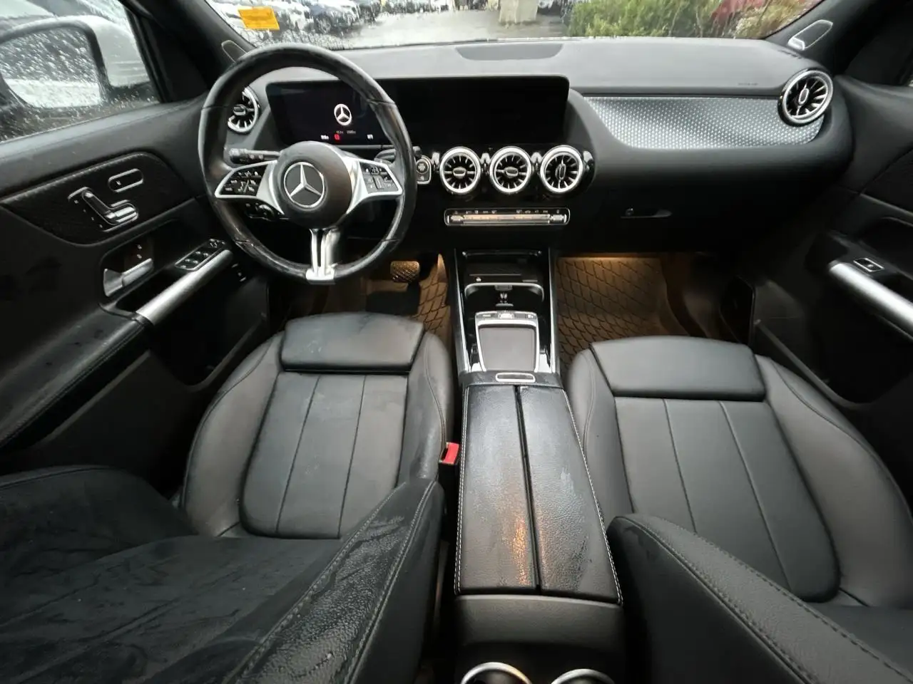 Mercedes-Benz GLA fotografie Mercedes-Benz GLA