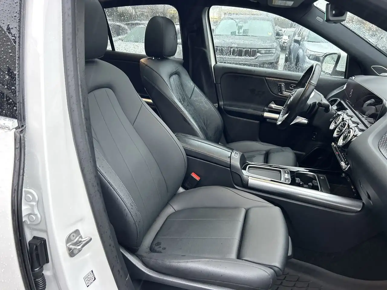 Mercedes-Benz GLA fotografie Mercedes-Benz GLA