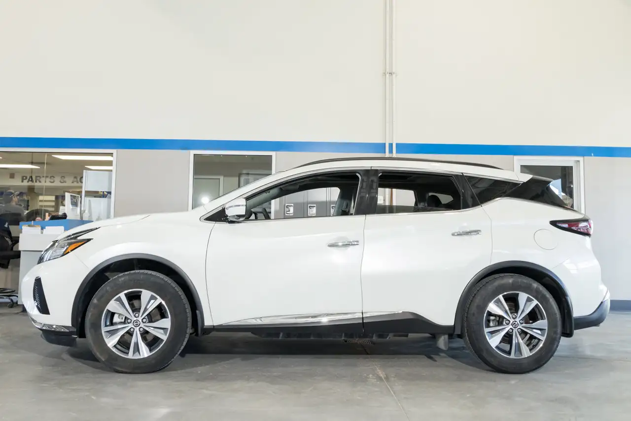 Nissan Murano снимка Nissan Murano