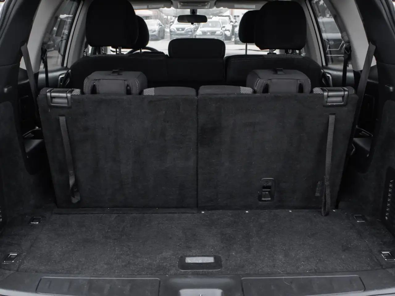 Nissan Pathfinder photo Nissan Pathfinder