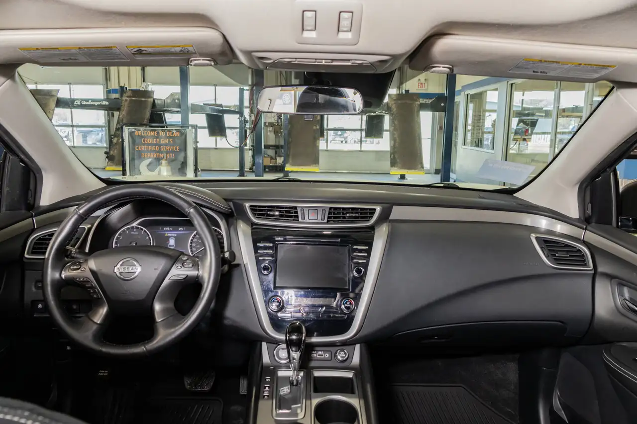 Nissan Murano снимка Nissan Murano