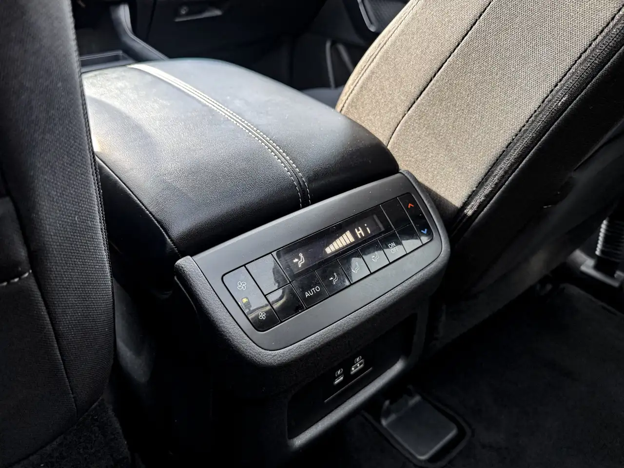 Nissan Pathfinder fotografie Nissan Pathfinder