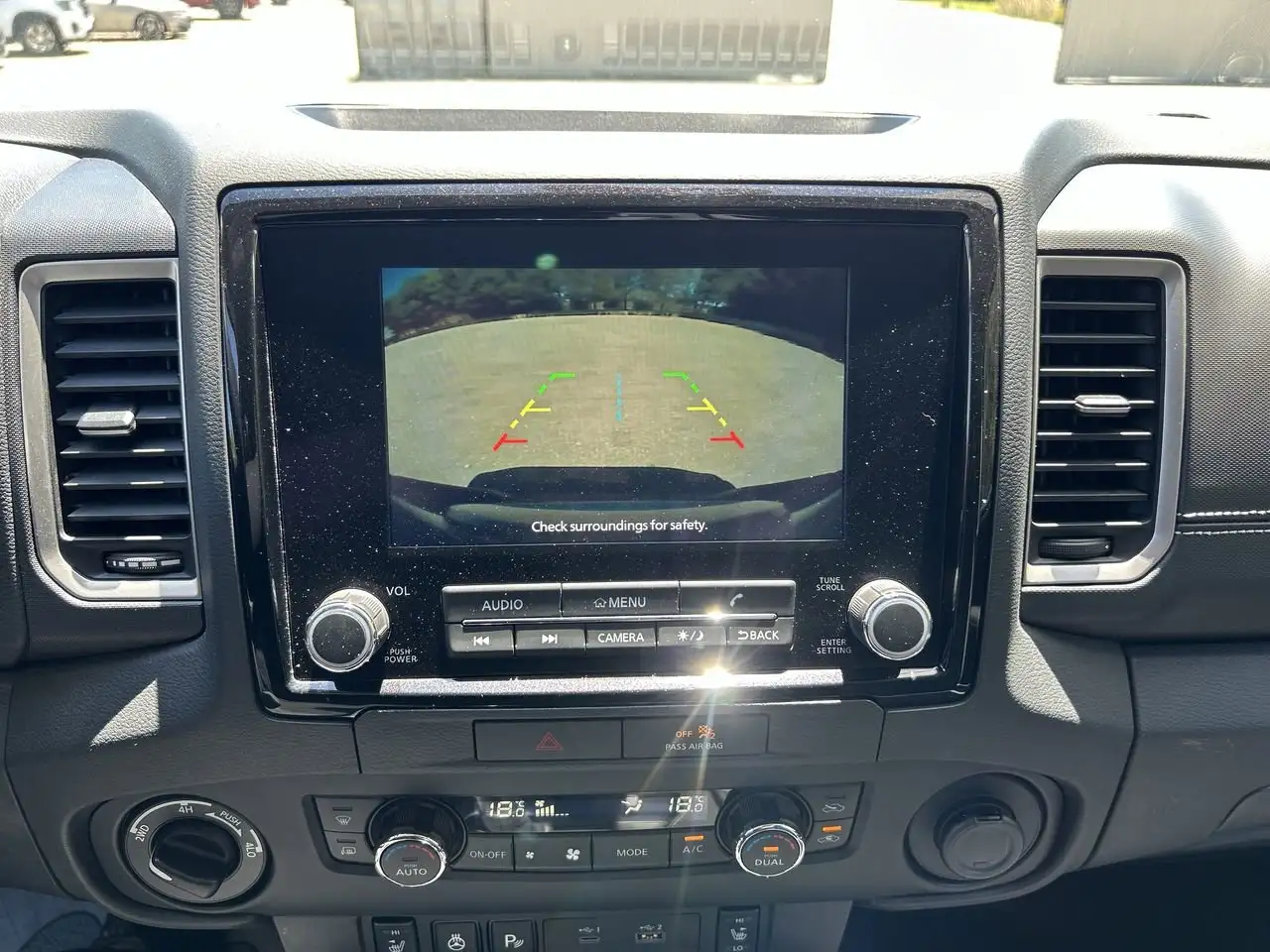 Nissan Frontier photo Nissan Frontier