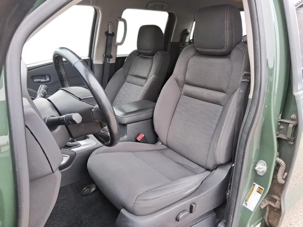 Nissan Frontier снимка Nissan Frontier