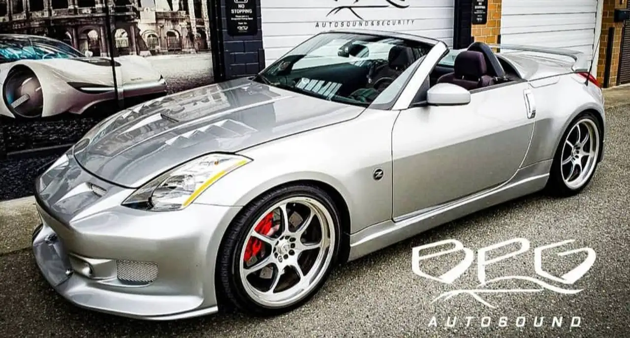 Nissan 350Z снимка Nissan 350Z