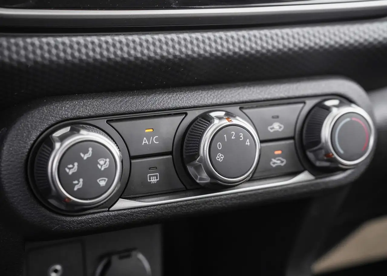 Nissan Kicks photo Nissan Kicks
