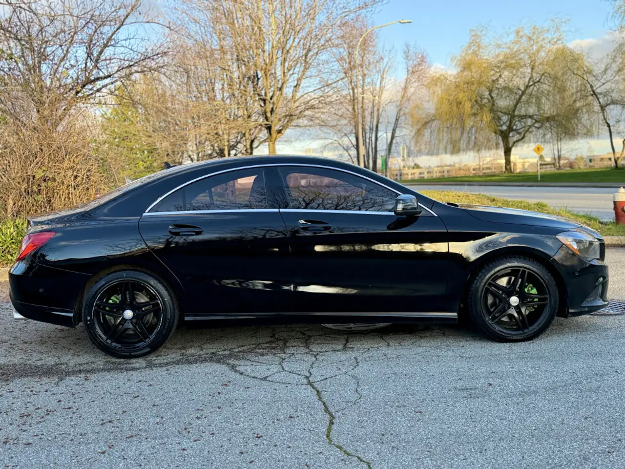 Mercedes-Benz CLA снимка Mercedes-Benz CLA