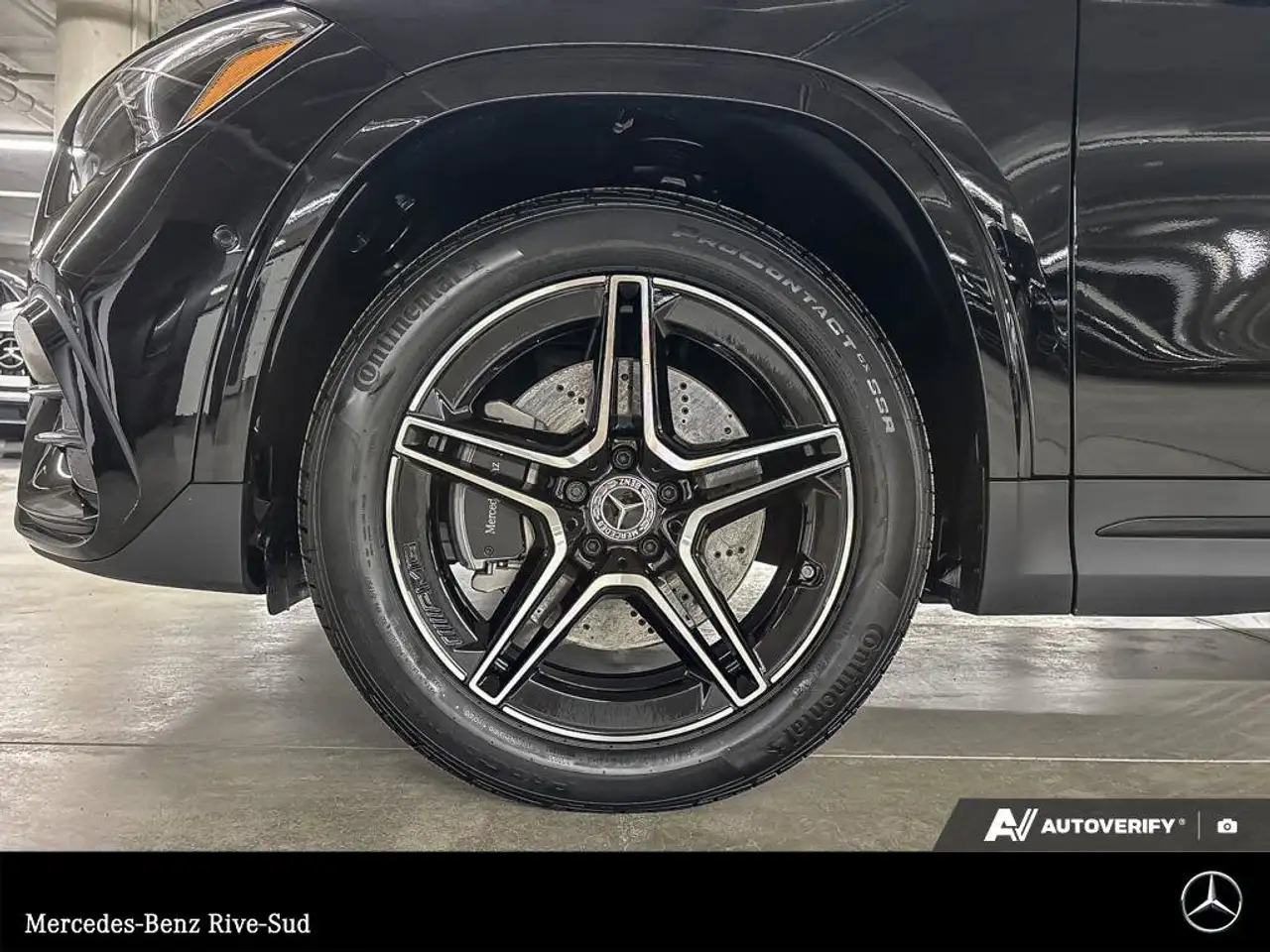 Mercedes-Benz GLA снимка Mercedes-Benz GLA