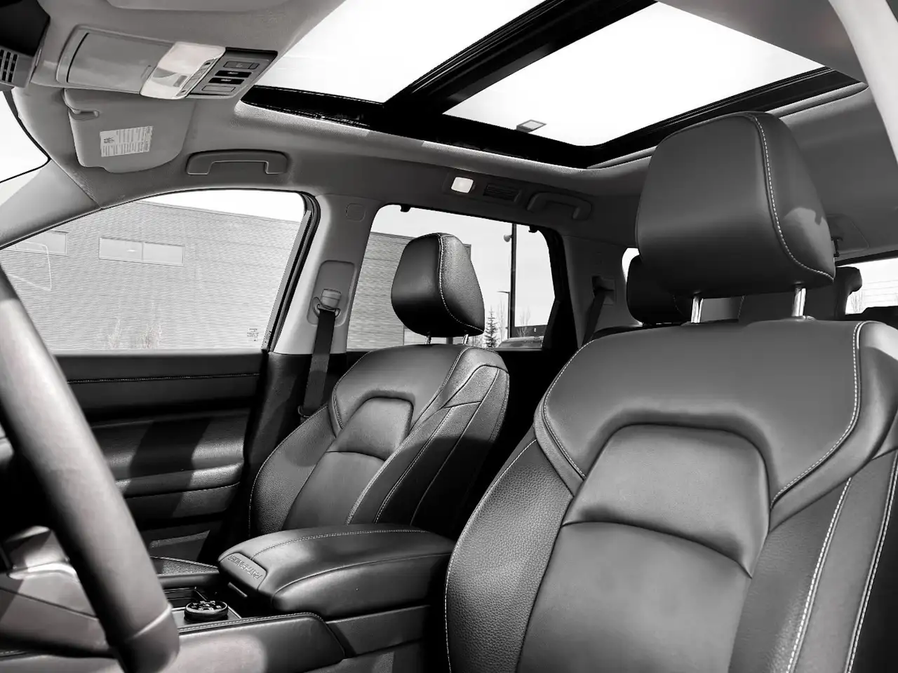 Nissan Pathfinder fotografie Nissan Pathfinder