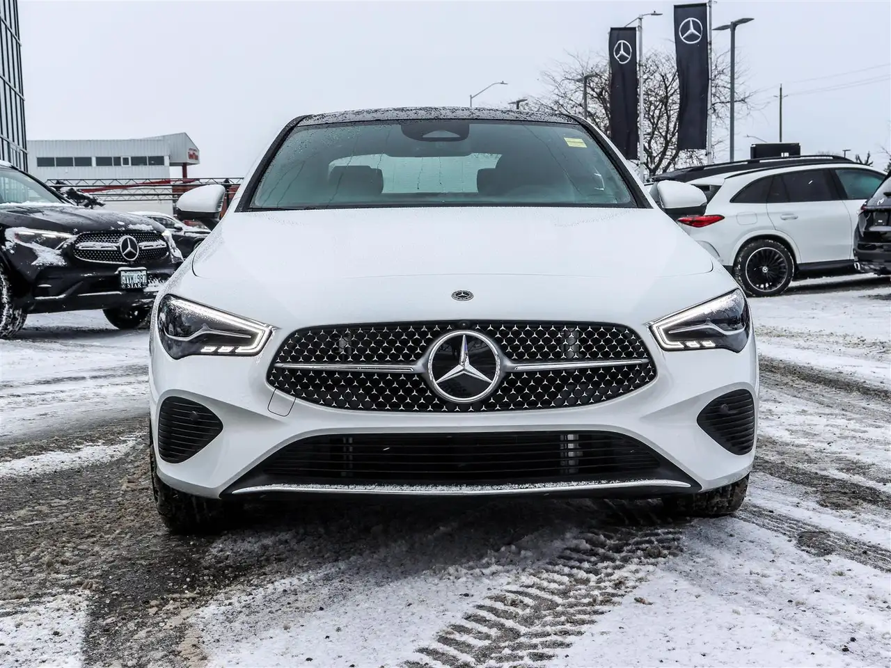 Mercedes-Benz CLA снимка Mercedes-Benz CLA