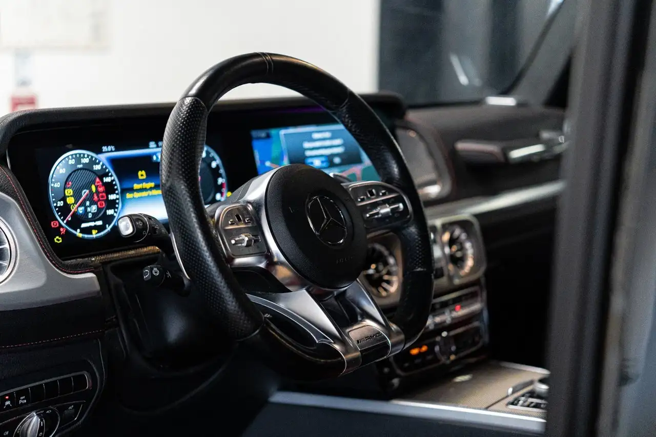 Mercedes-Benz G-Class снимка Mercedes-Benz G-Class