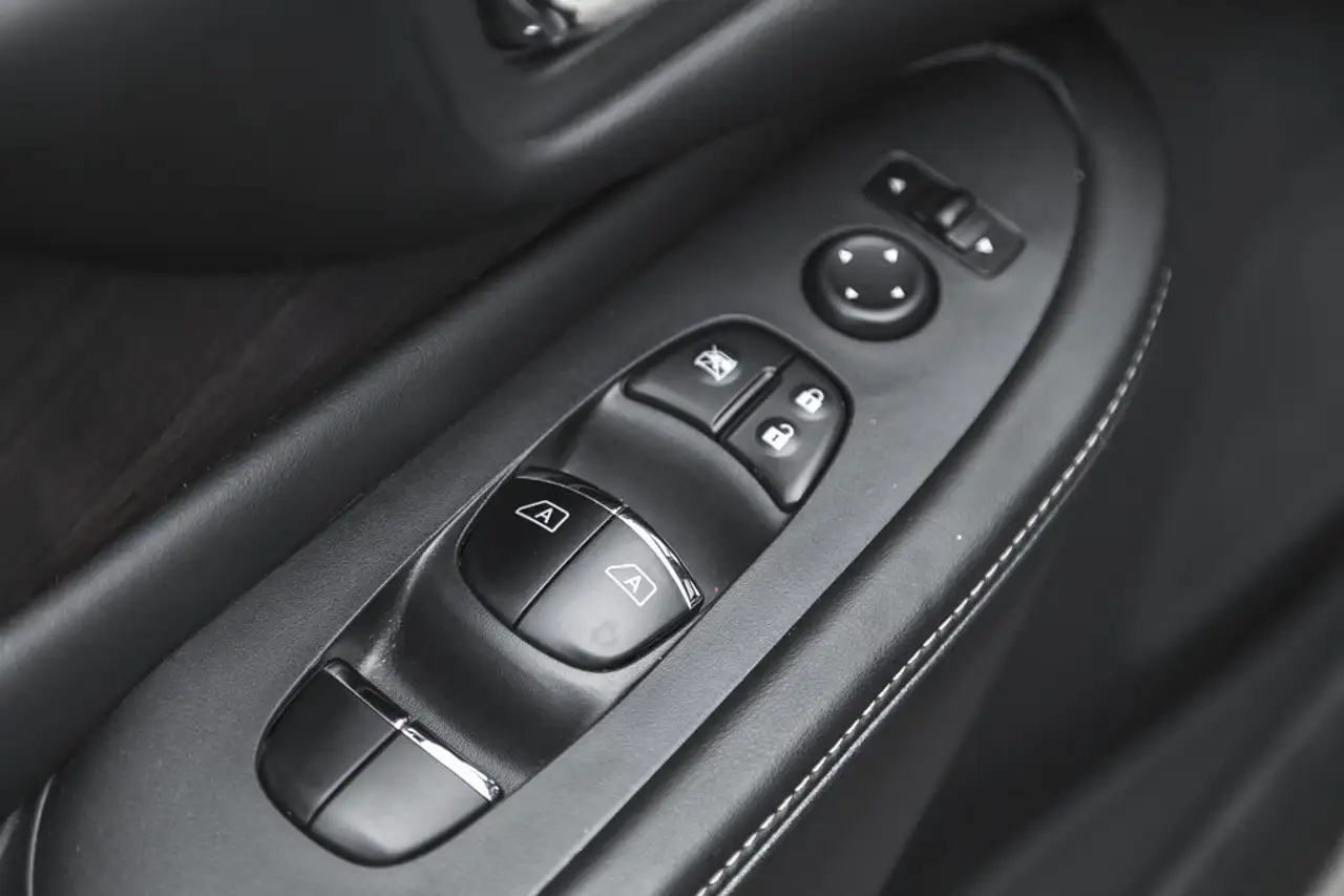 Nissan Murano снимка Nissan Murano