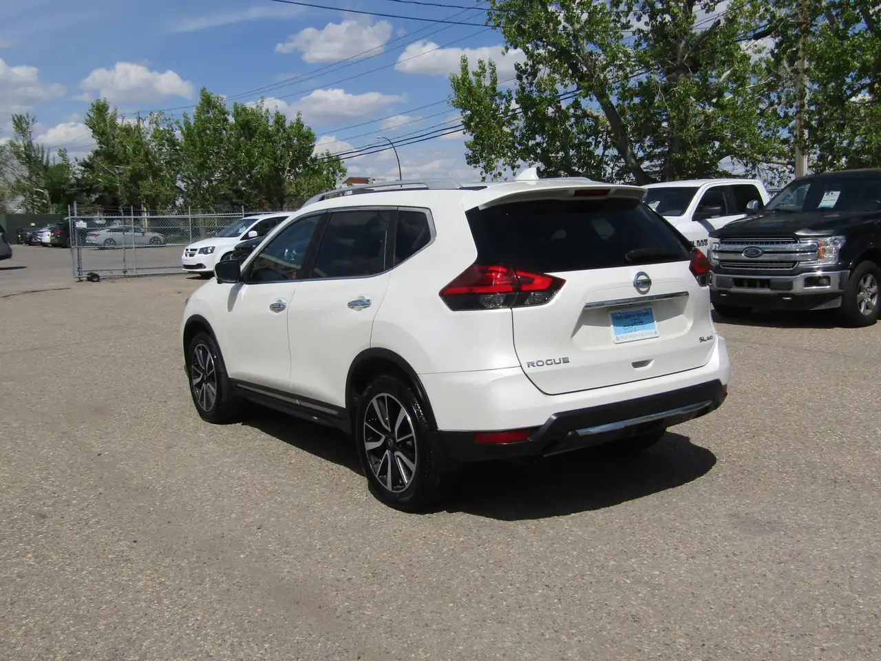 Nissan Rogue photo Nissan Rogue