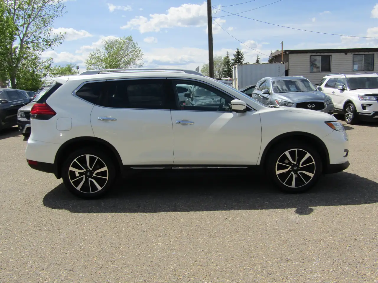 Nissan Rogue photo Nissan Rogue