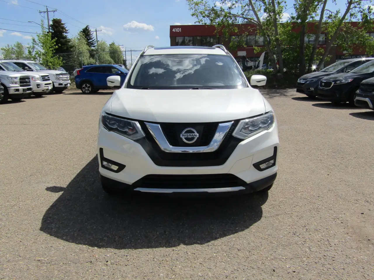 Nissan Rogue photo Nissan Rogue